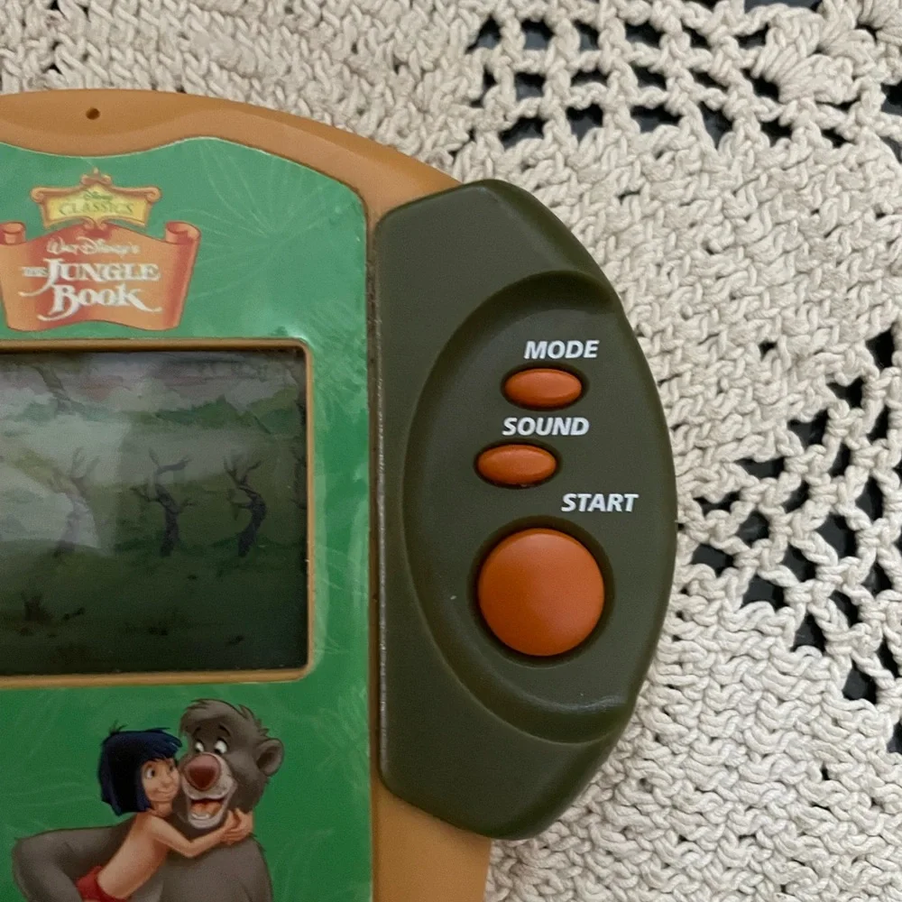 Rare 1999 Tiger Electronics Disney's The Jungle Book Handheld LCD Game Working